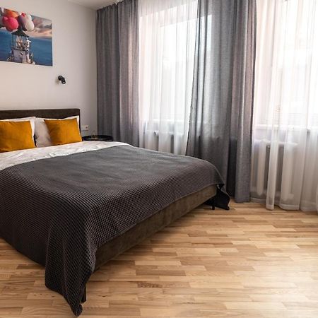 Lovely Apartment In The City Center Kaunas Exterior photo