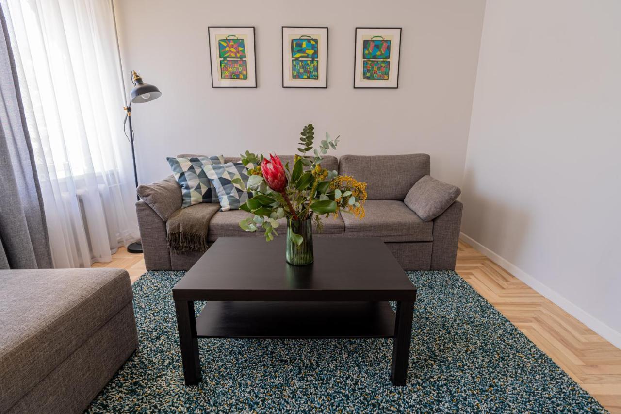 Lovely Apartment In The City Center Kaunas Exterior photo