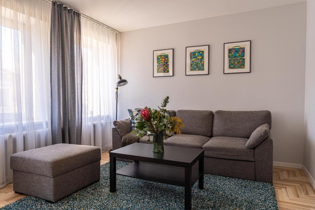Lovely Apartment In The City Center Kaunas Exterior photo