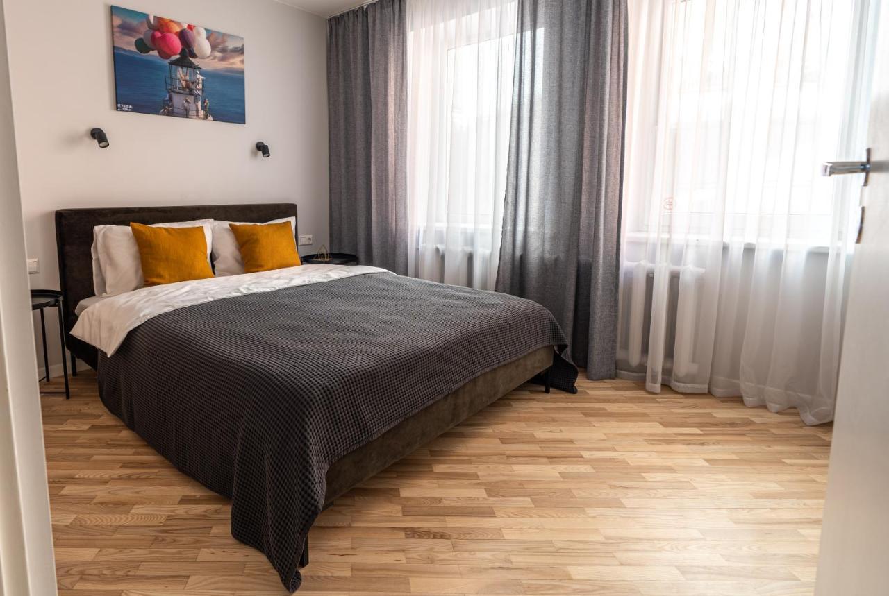 Lovely Apartment In The City Center Kaunas Exterior photo